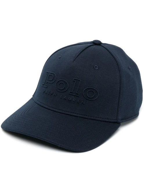 boné com logotipo bordado
