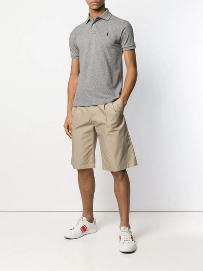 camisa polo com logotipo