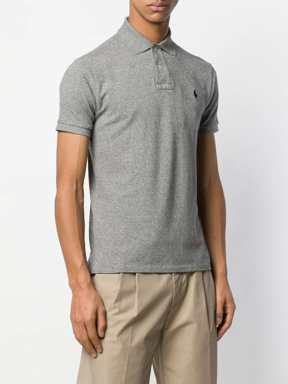 camisa polo com logotipo