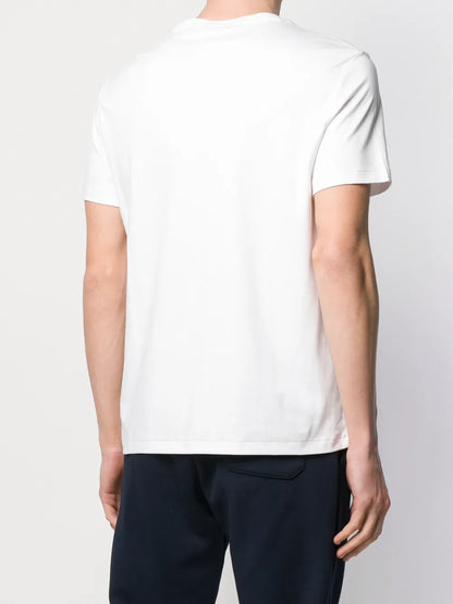 camiseta bordada com logotipo