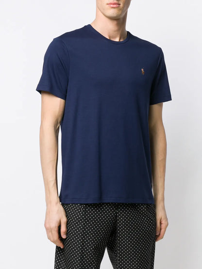 camiseta bordada com logotipo