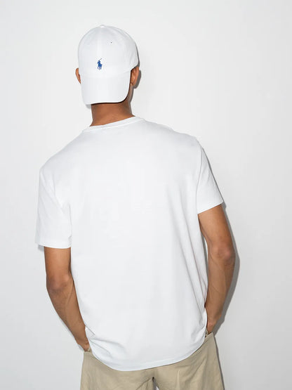 camiseta com estampa de logotipo