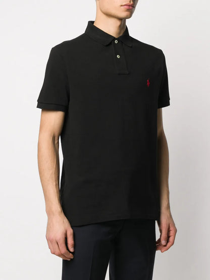 camisa polo com logotipo bordado