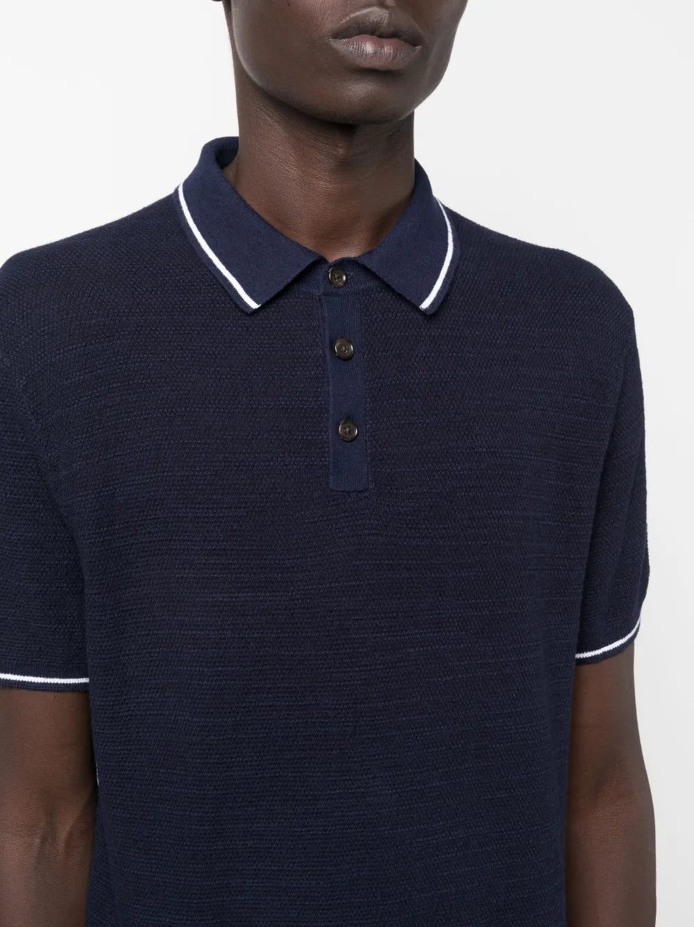 camisa polo de manga curta com logotipo bordado