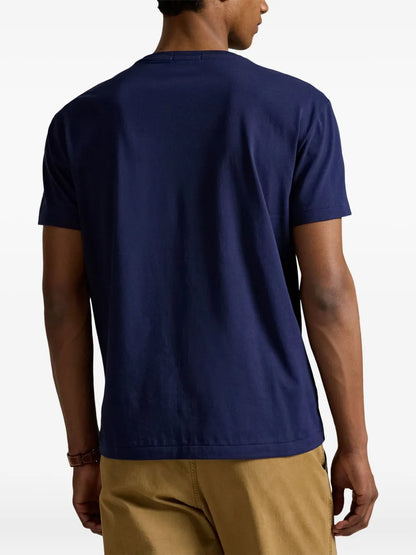 camiseta com estampa de logotipo